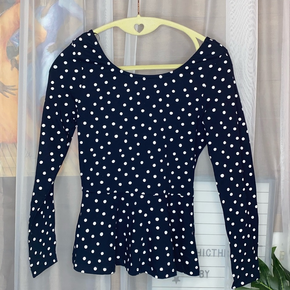 Pretty Peplum Top 💐